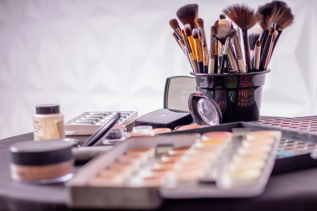 How Do You Manage Client Requests in the Beauty Industry?