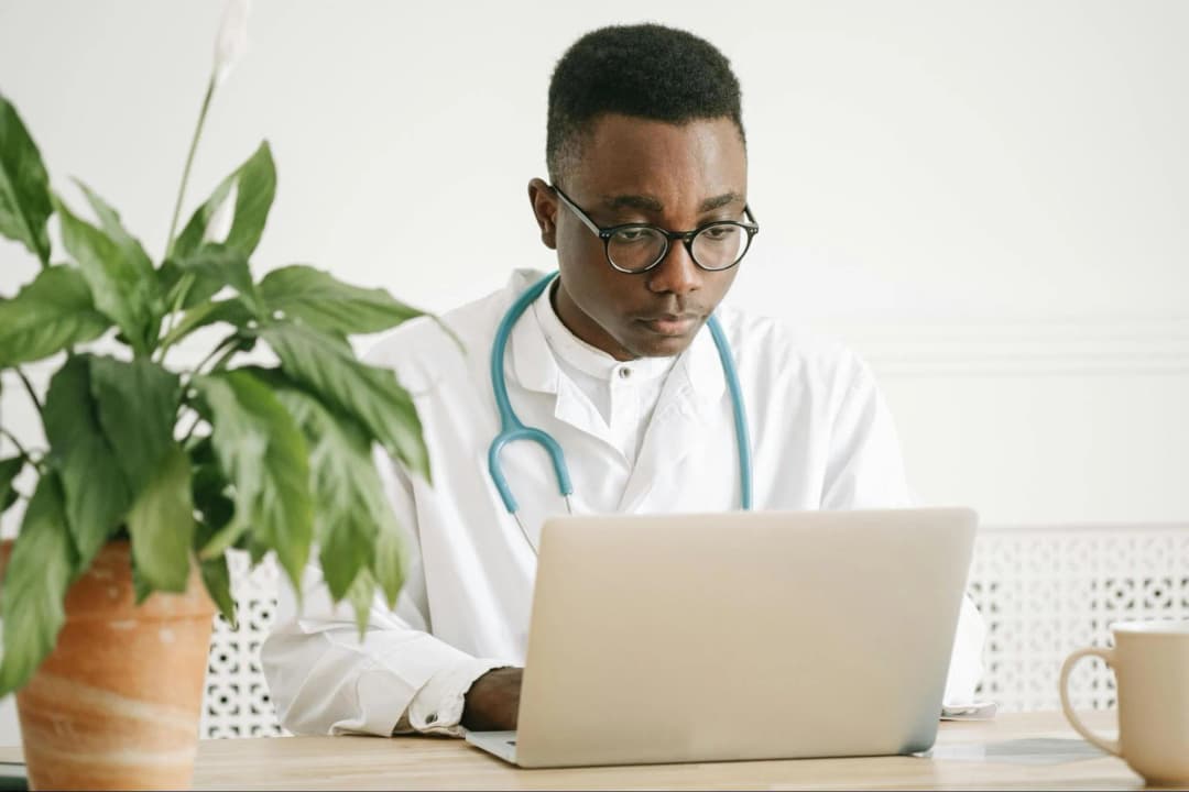 How Can You Train Healthcare Staff in New Informatics Systems?