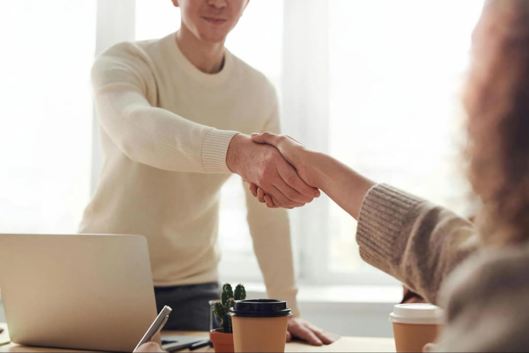 How Do You Tailor Your Communication Style to Match a Client's Preferences?