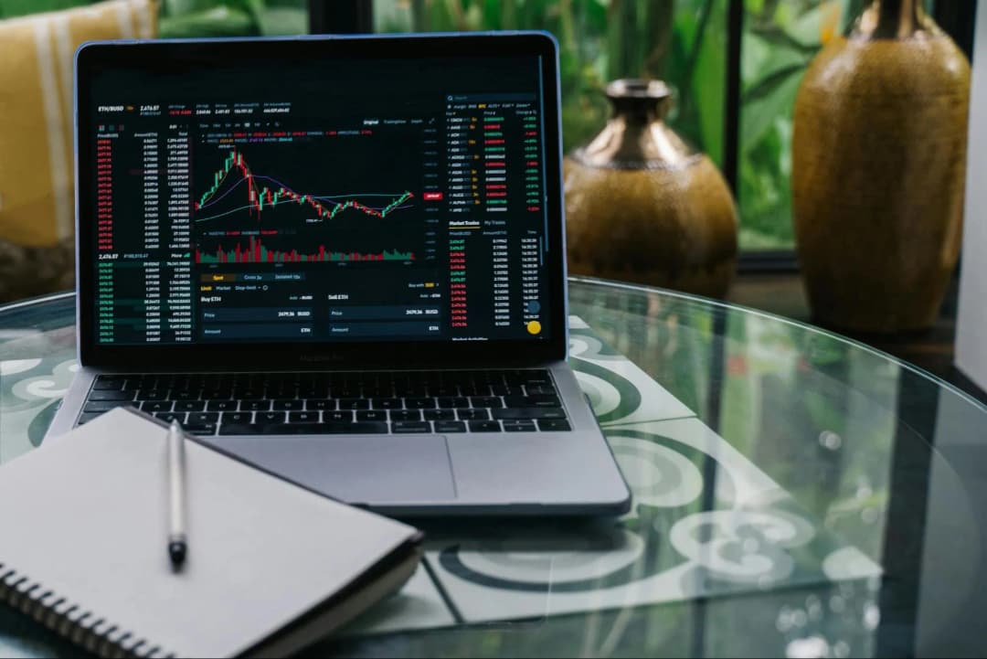 How Can Risk Management Strategy Effectively Protect Client Investments?