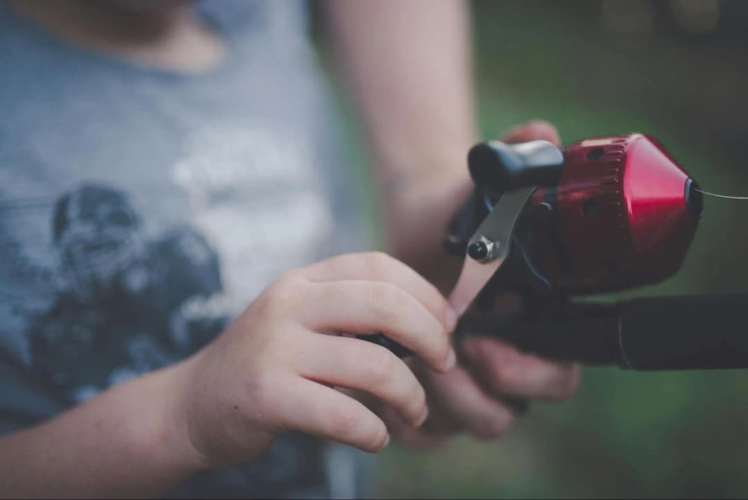 What Creative Follow-Up Strategies Re-Engage Prospects?