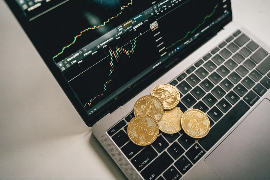 What Trading Strategies Work in Volatile Crypto Markets?