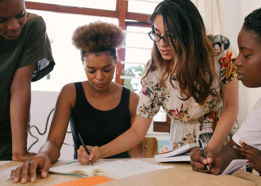 How Can You Identify and Enter a Profitable Niche Market?