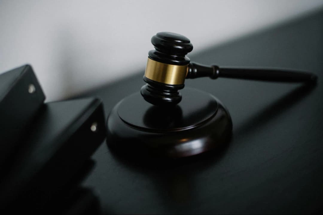 How Can You Mitigate Legal Risks in a New Business Venture?