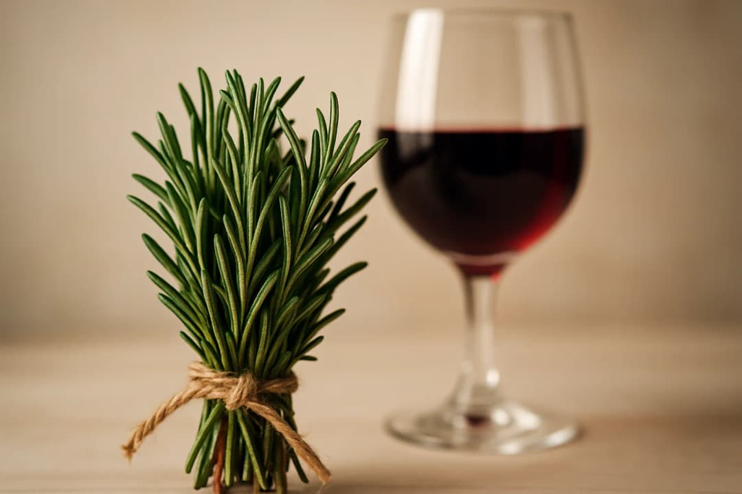 6 Herbs and Spices that Are Perfect for Merlot Pairings