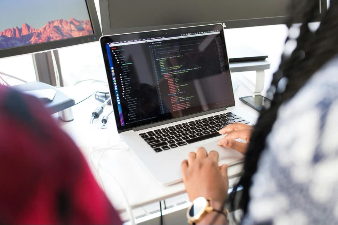 Level Up Your Problem-Solving: 7 Tips from Tech Developers