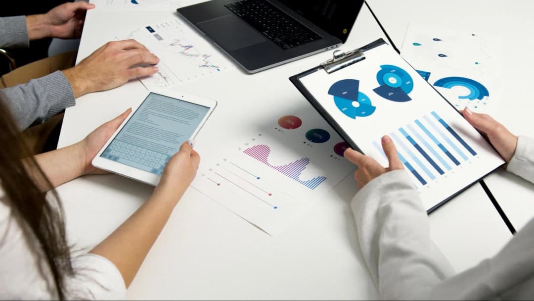 How to Adapt to Market Trends: Advice from Small Business Leaders - DevX