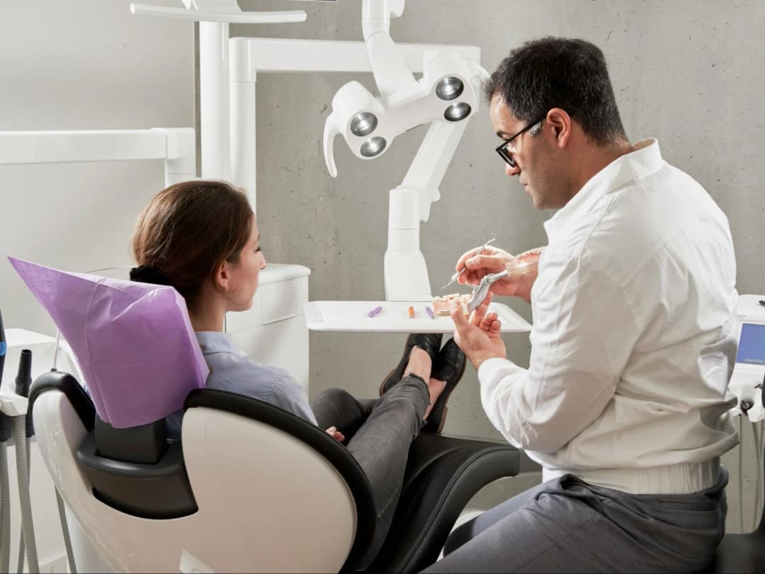 How Can Dentists Manage Patient Anxiety During Procedures?