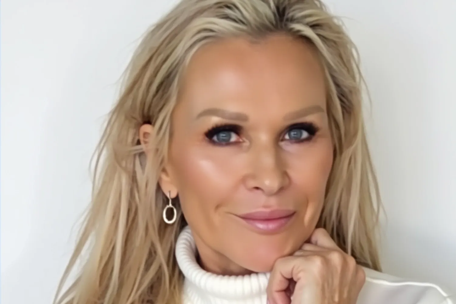 Sue Smey, Life Coach, Entrepreneur, Reality TV Star, Survivors Path Coaching