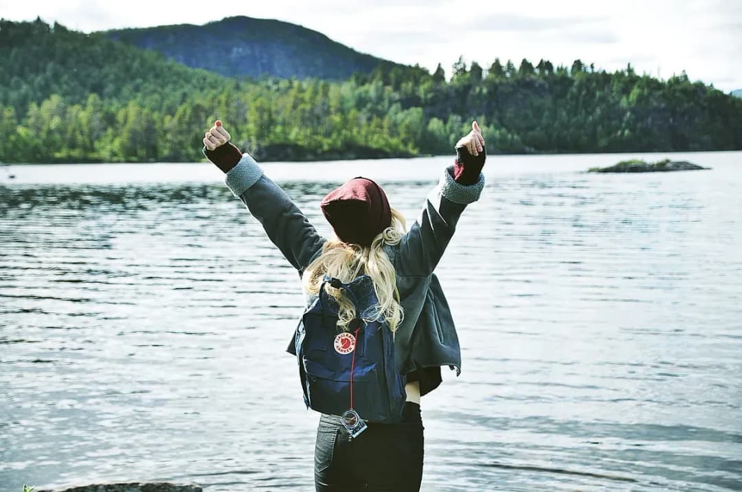 Solo Travel and Self-Discovery: How Solo Travel Can Be a Transformative Experience for Personal Growth? | by Abbot Ace | ILLUMINATION | Apr, 2023 | Medium